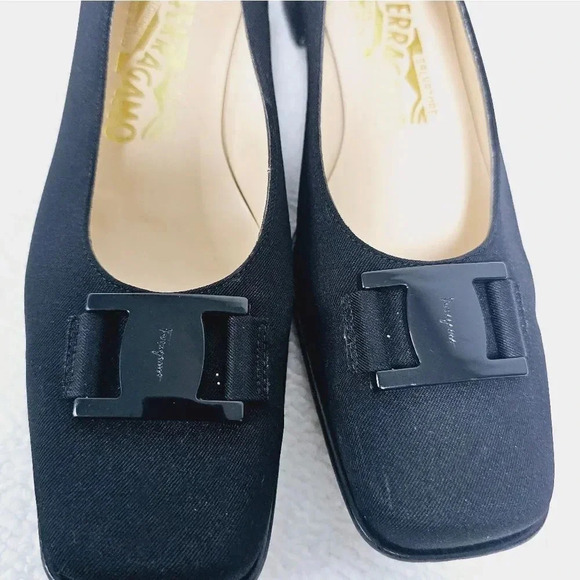 Salvatore Ferragamo 7.5 A black logo buckle granny heels​ - Picture 6 of 13